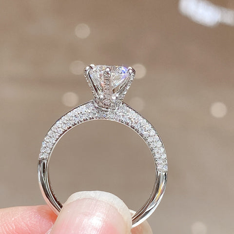 1.0ct Lab Grown Diamond Sidestone Engagement Ring 0002 KRKC